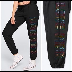 VS Pink. Joggers. Black. S.